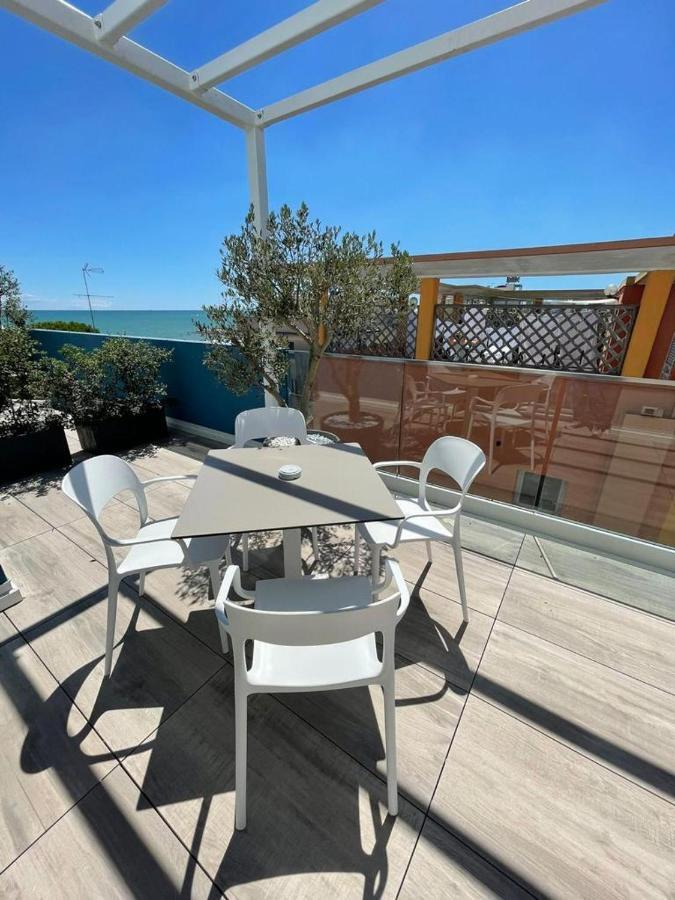 Mar60 Apartments Caorle Eksteriør bilde